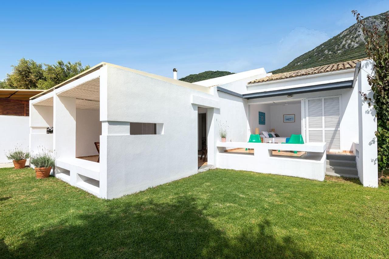 Villa Piedra Del Mar Beachfront By Villa2Be บาร์บาตี ภายนอก รูปภาพ